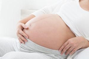 linea nigra pregnant belly